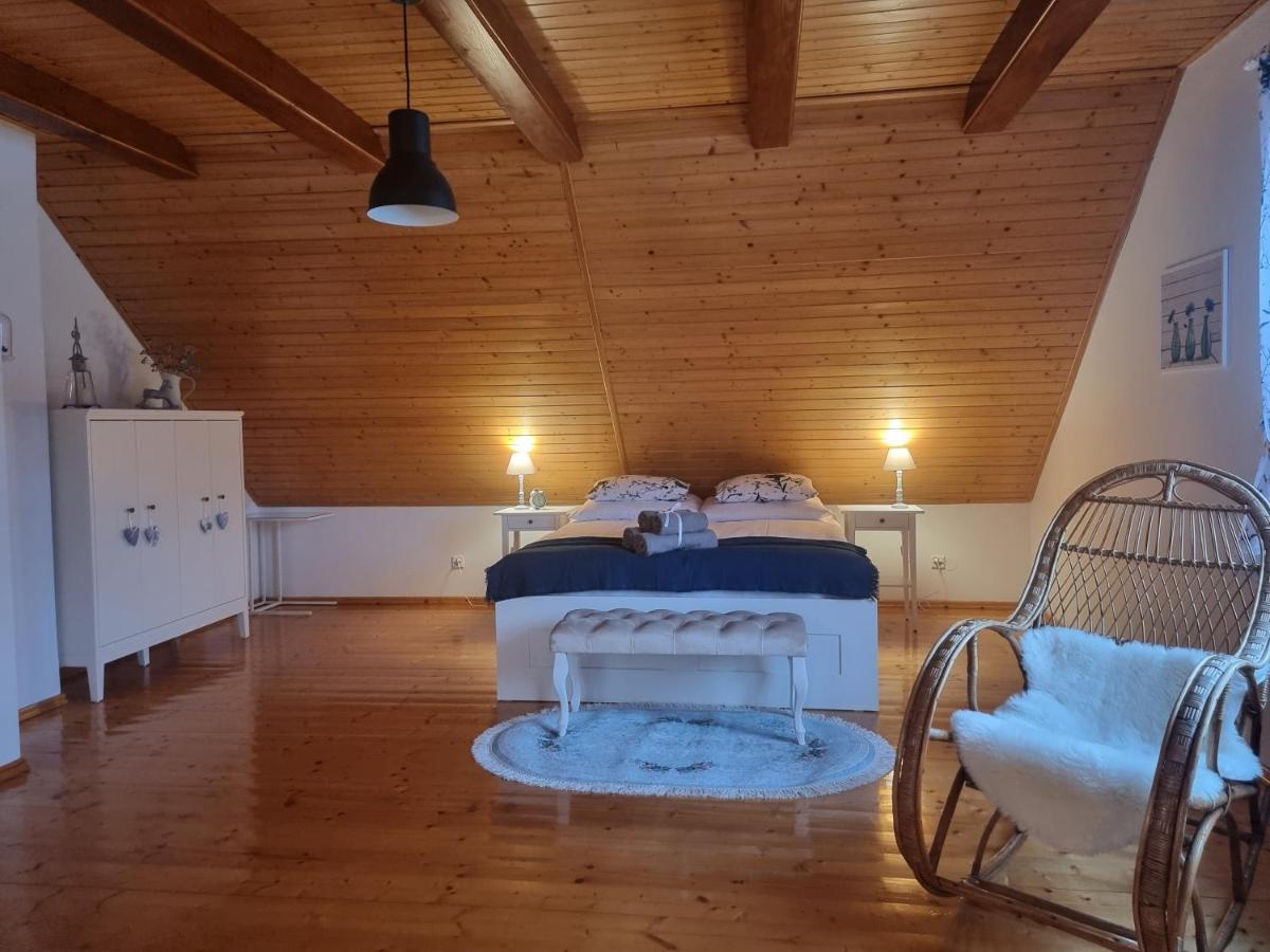 Naszjestwasz Villa Gorki Male  Bagian luar foto